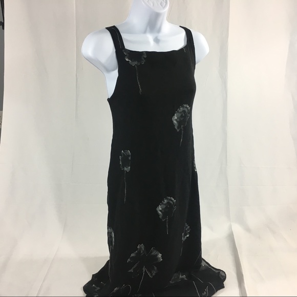 Casual Corner Dresses & Skirts - Casual Corner Black Floral Maxi Dress
